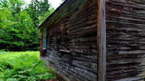 Ye olde Wooden school - Spence-Ghost-Town6.jpg