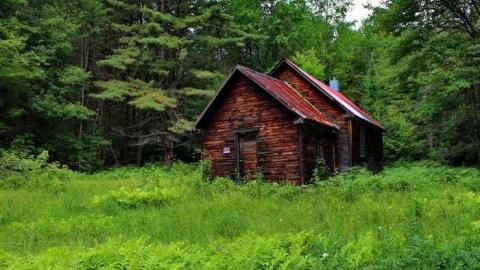 Ye olde Wooden school - Spence-Ghost-Town7.jpg