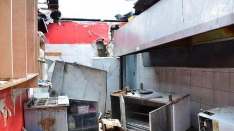 Carlos' Pizzaria - Carlos-Pizzaria39.jpg