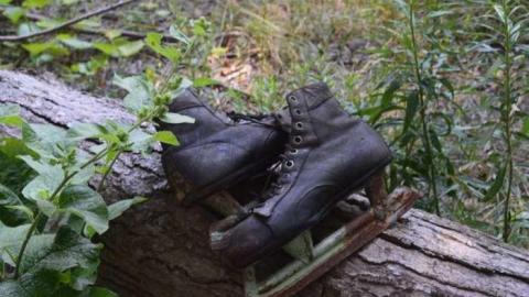 Getting Overgrown - Woodstock-1940s-House119.jpg