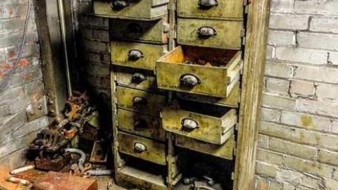 Re-entry - The-Loblaw-Groceterias-Building29.jpg