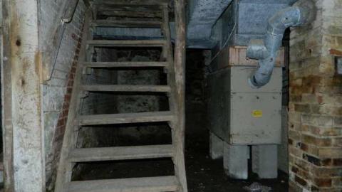 Big Red - DSCN0057.jpg