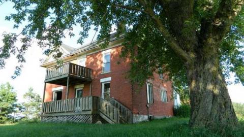 Big Red - DSCN0358.jpg