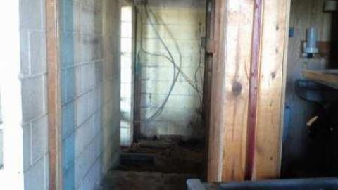 July 2013 - Old-West-Style-BarGrill13.jpg