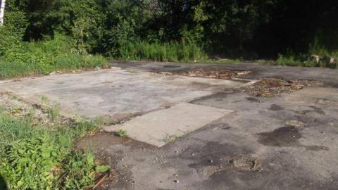 Photo from No More Dryrot here.