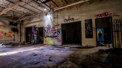 A Few Good Men - North-America-Construction120.jpg