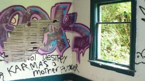 --redrum-- - Rockwood-Farm-House137.jpg