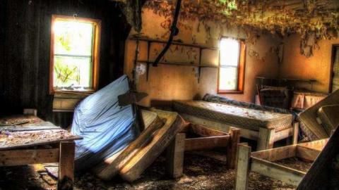 Workers of the World Unite - 3a.jpg