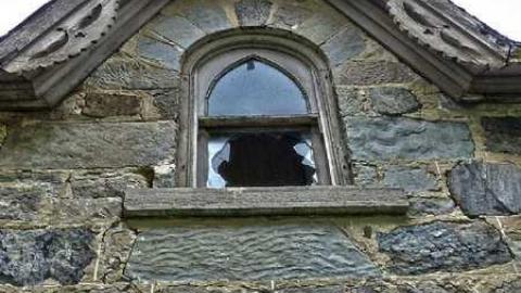 OAP Meet 2013 - Beautiful-Stone-House1.jpg