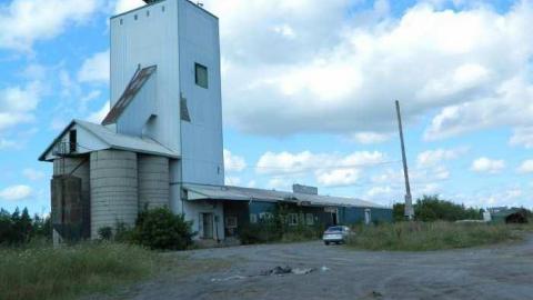 My seeds grow here - Technical-Farm-Mill44.jpg