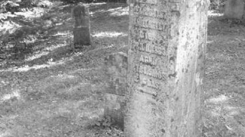 Cemetery - Umfraville-(ghost-town)73.jpg