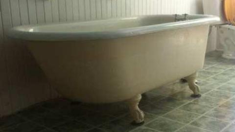 Kicked in - Donalds-death5.jpg