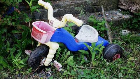 just a hole in the wall - Holey-Sht30.jpg