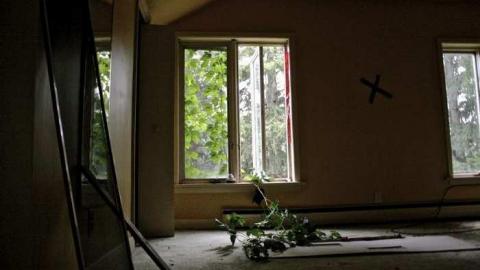 Still Here - Eldorado-Park-Home103.jpg