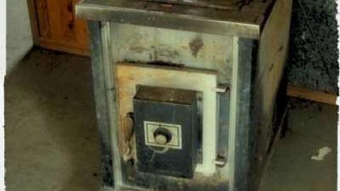 5623 - Nursery-Crimes7.jpg