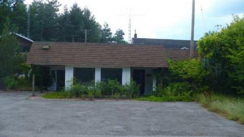 Little Lake - P1120768.jpg