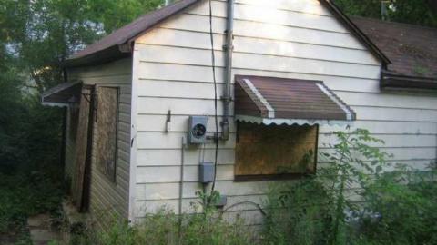 The Goat - Huttonville River Rd (2).jpg