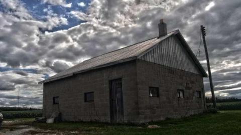 August 13 2013 - Breezy-Bungalow12.jpg