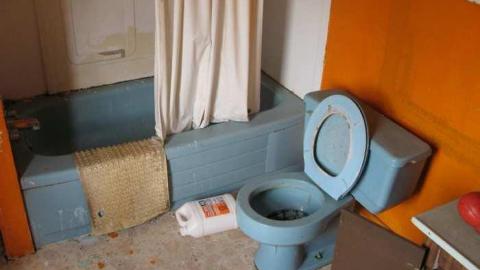 Elvis & The Piano House - IMG_6293.jpg