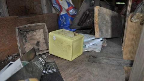 Knock, knock, no-one's home. photo 4