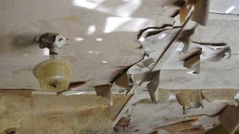 August 2013 Visit - Knock,-knock,-noones-home.13.jpg