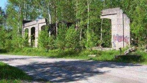 Gallery - Depot-Harbour-(ghost-town)39.jpg