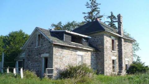 Stoned House - P1130496.jpg