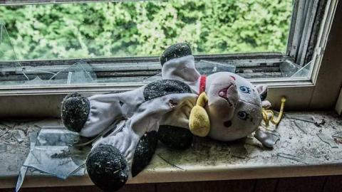 Wall Punchers - Beeton-is-Trashed-Big-Time55.jpg