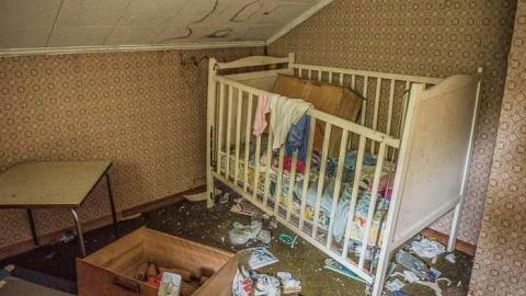 Wall Punchers - Beeton-is-Trashed-Big-Time70.jpg