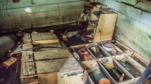 Wall Punchers - Beeton-is-Trashed-Big-Time73.jpg