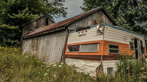 Still Sellin' - bradford urbex-9144.jpg