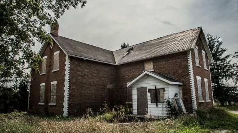 Crap House - Middletown-Manor71.jpg