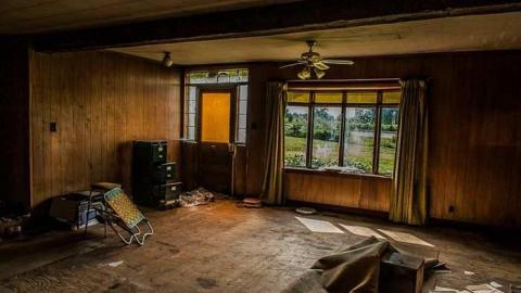 Nothing Changed - bradford urbex-9179.jpg