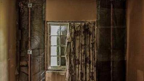 Nothing Changed - bradford urbex-9185.jpg