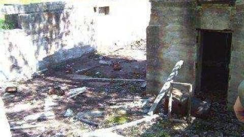 Gallery - Depot-Harbour-(ghost-town)24.jpg