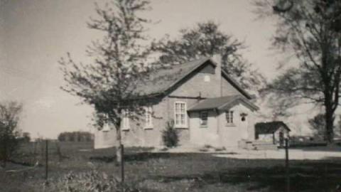 Metropolitan - Metropolitan-(ghost-town)1.jpg