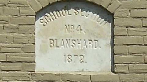 Metropolitan - Metropolitan-(ghost-town)2.jpg