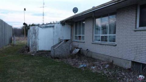 Neglected  - The-Melody-Motel41.jpg