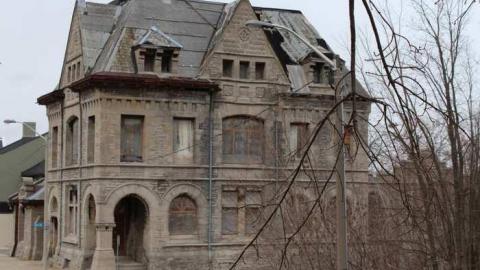 jail - Niagara-Falls-Police-Station31.jpg