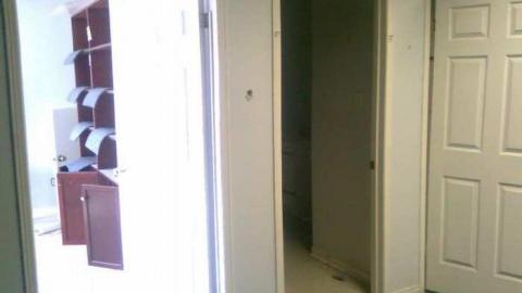 Inside we go - Image2243.jpg