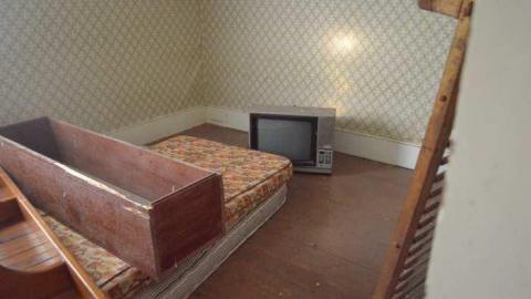 End of August 2013 - Nightingale-Farm-House-124.jpg