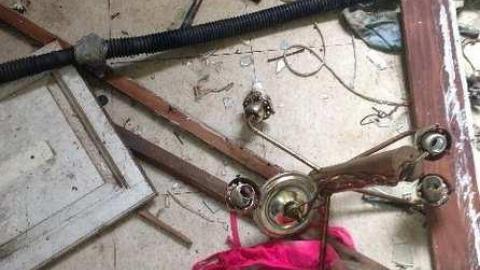 August 2013 - onimage.jpg