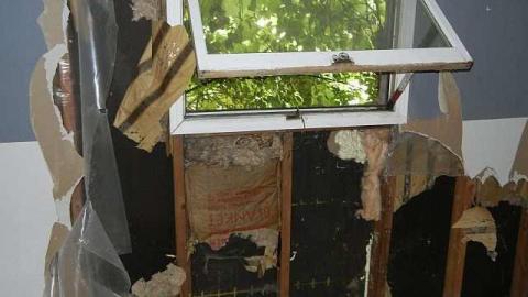 Farm pics - Abandoned13.jpg