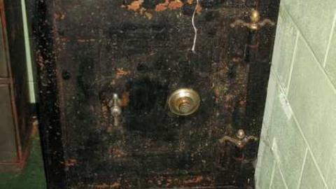 Mustang Drive-In Visit 9/1/13 - Mustang-Drivein36.jpg