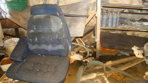 Mayfield House/Barns - Old-House--Barns96.jpg