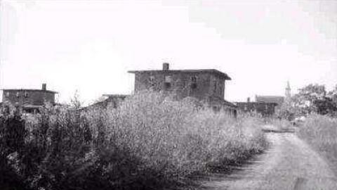 Gallery - Depot-Harbour-(ghost-town)77.jpg