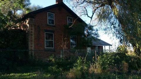 Outer walls - 2013-09-03 18.23.35.jpg