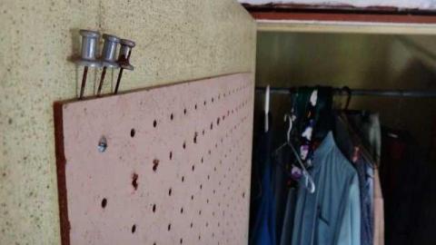 Aug 31 2013 - Old-Red-Near-Kings-Buffet22.jpg