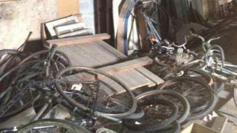 August 2013 - Old-House--Barns50.jpg