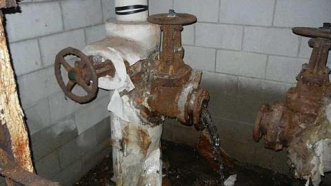 Robson-Lang Leathers - 46runningwater.jpg